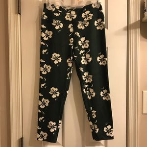 Flower print capris